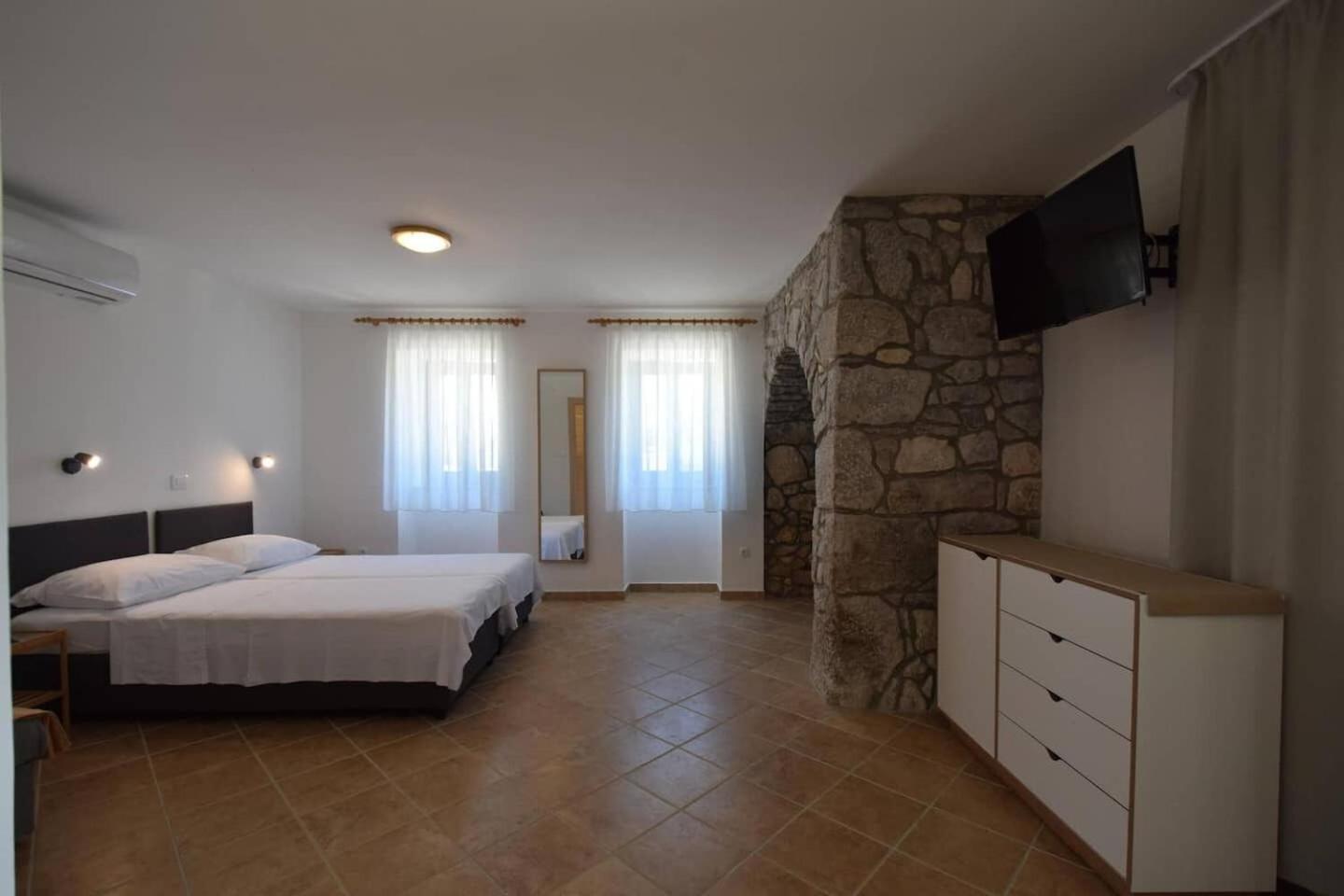 Apartments Insula Insule - Rustic & Peaceful Skrbčići Dış mekan fotoğraf